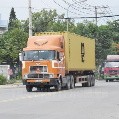 Distributing import-export and domestic equipment goods